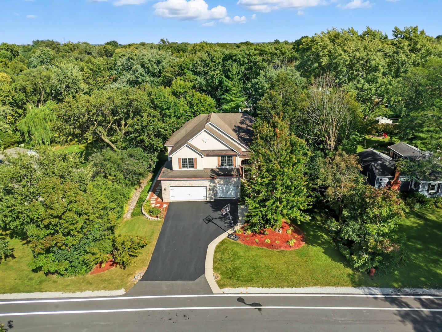 5727 Howard Avenue, La Grange Highlands, IL 60525