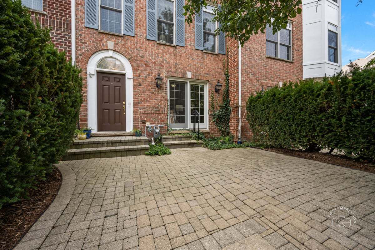 310 Big Rail Drive, Naperville, IL 60540