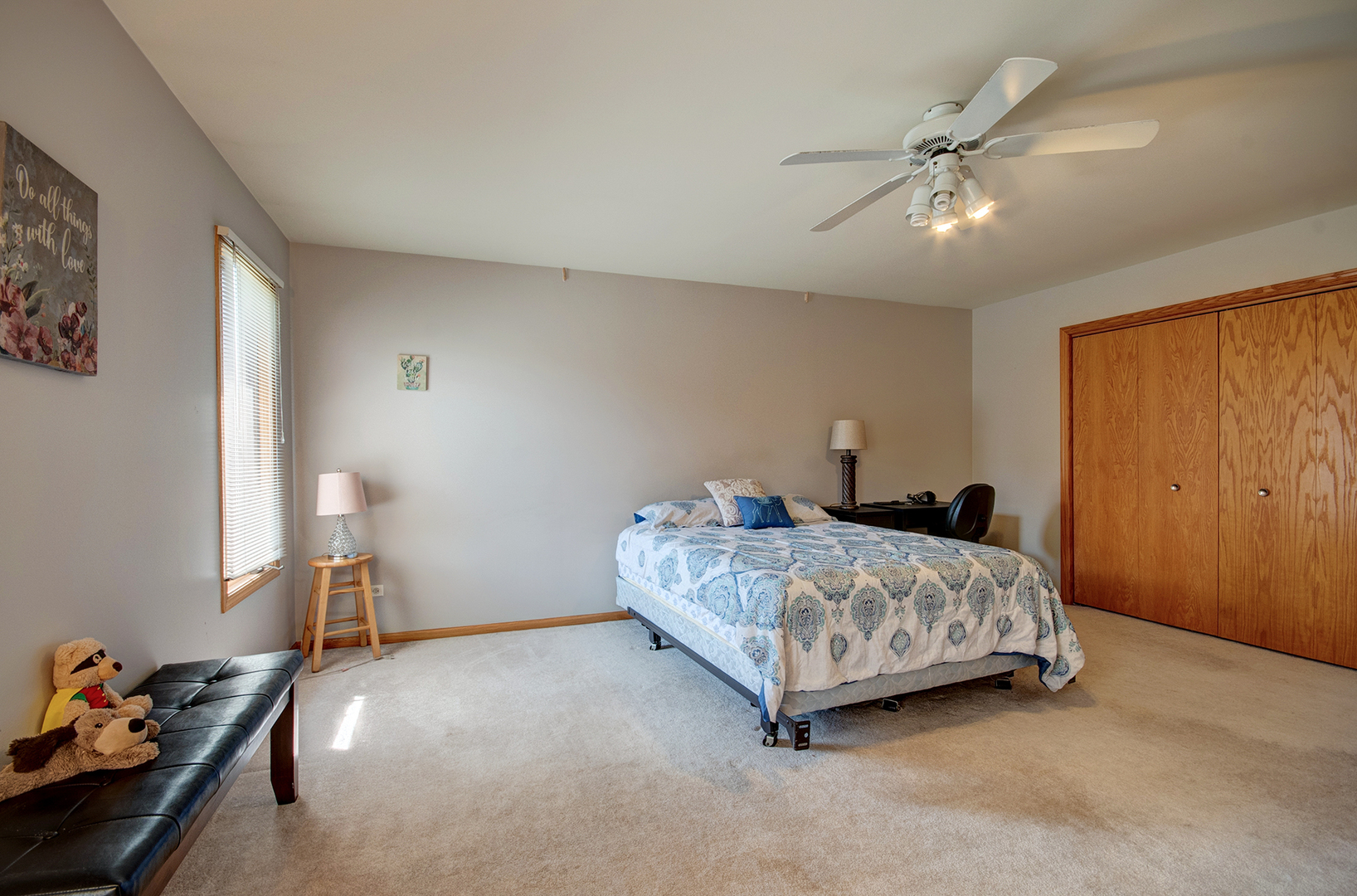 9413 Caledonia Drive, Tinley Park, IL 60487