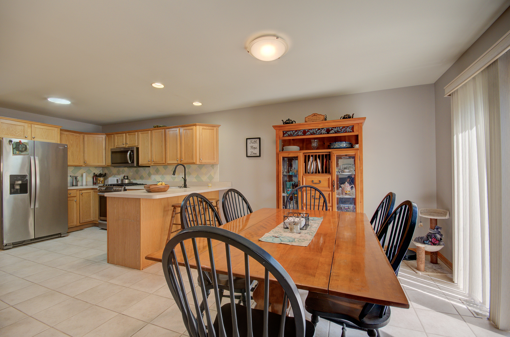 9413 Caledonia Drive, Tinley Park, IL 60487