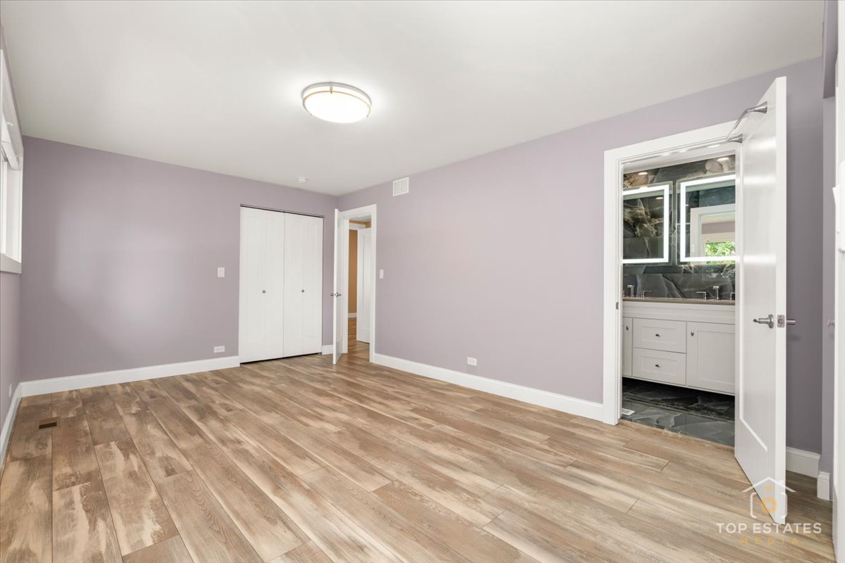 2807 Martin Lane, Rolling Meadows, IL 60008