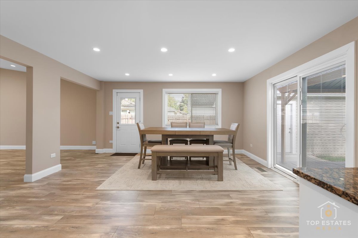 2807 Martin Lane, Rolling Meadows, IL 60008