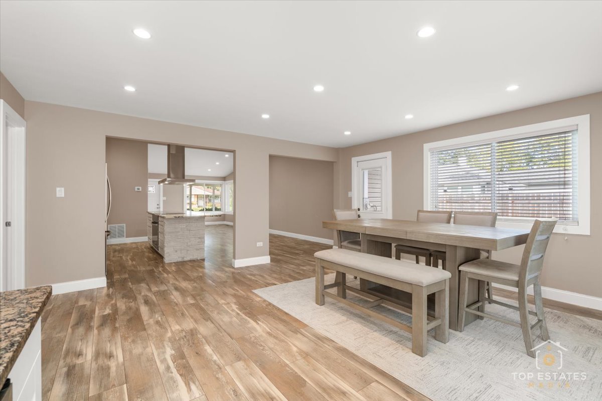 2807 Martin Lane, Rolling Meadows, IL 60008