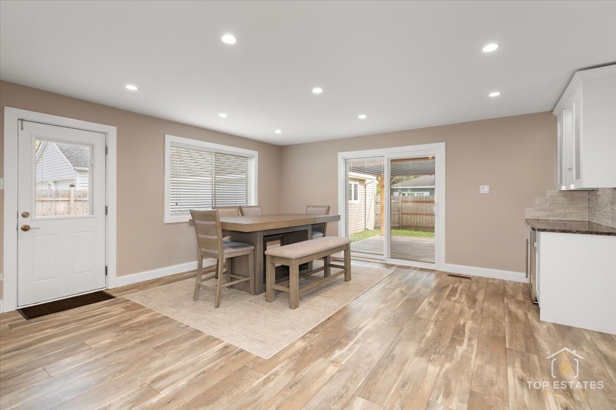 2807 Martin Lane, Rolling Meadows, IL 60008