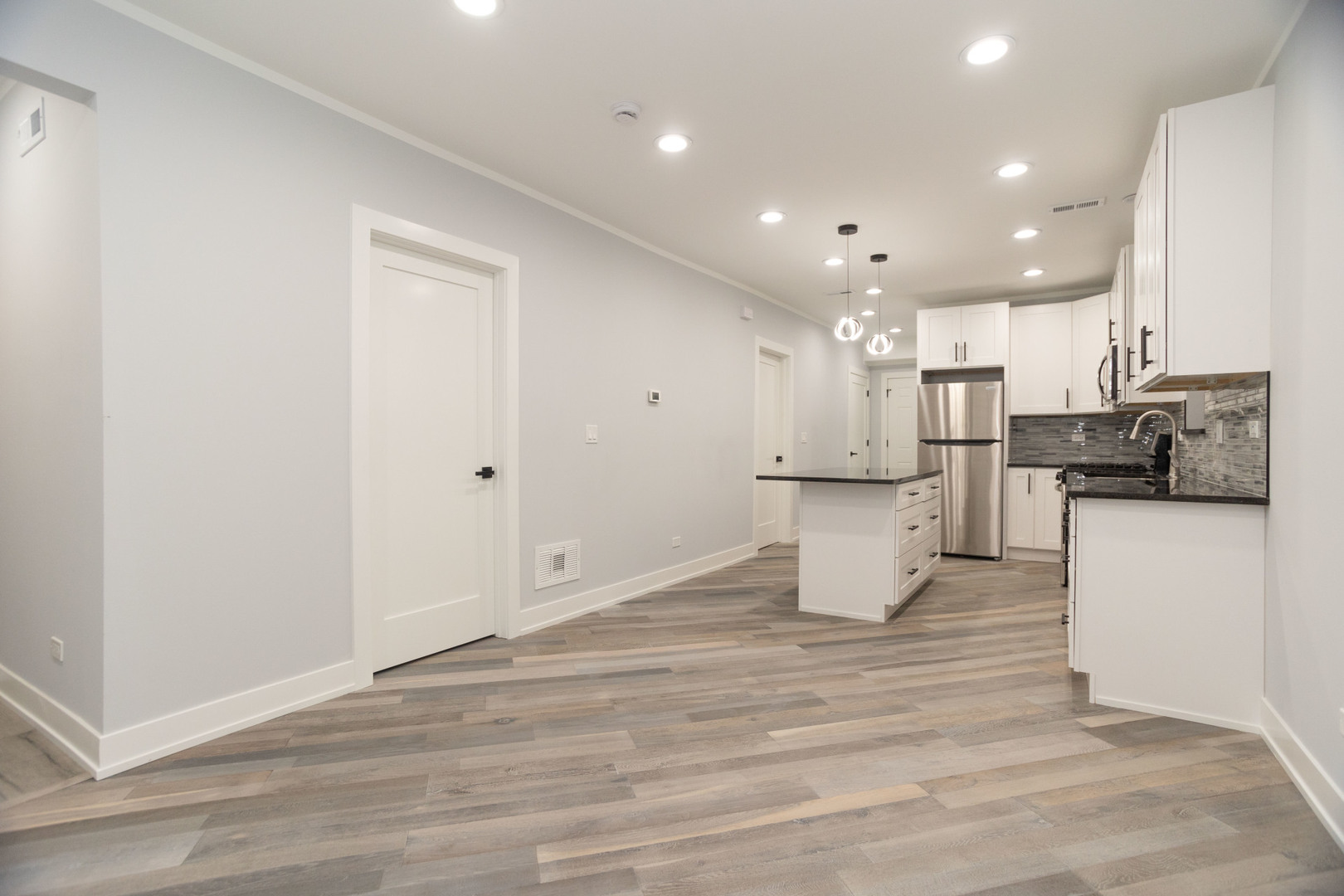 2847 N Ridgeway Avenue #1, Chicago, IL 60618