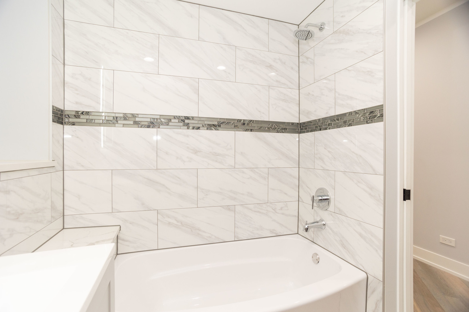 2847 N Ridgeway Avenue #1, Chicago, IL 60618