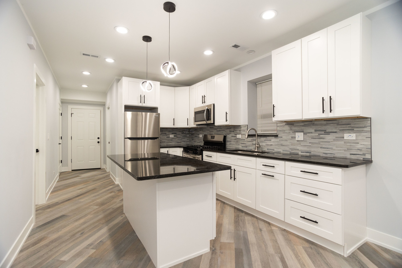 2847 N Ridgeway Avenue #1, Chicago, IL 60618