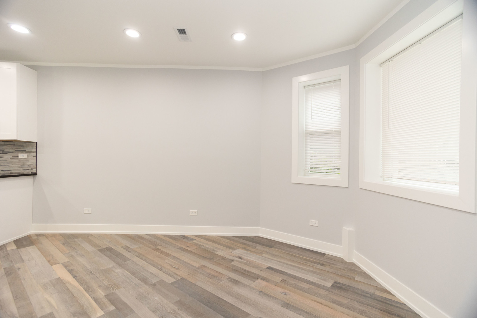 2847 N Ridgeway Avenue #1, Chicago, IL 60618