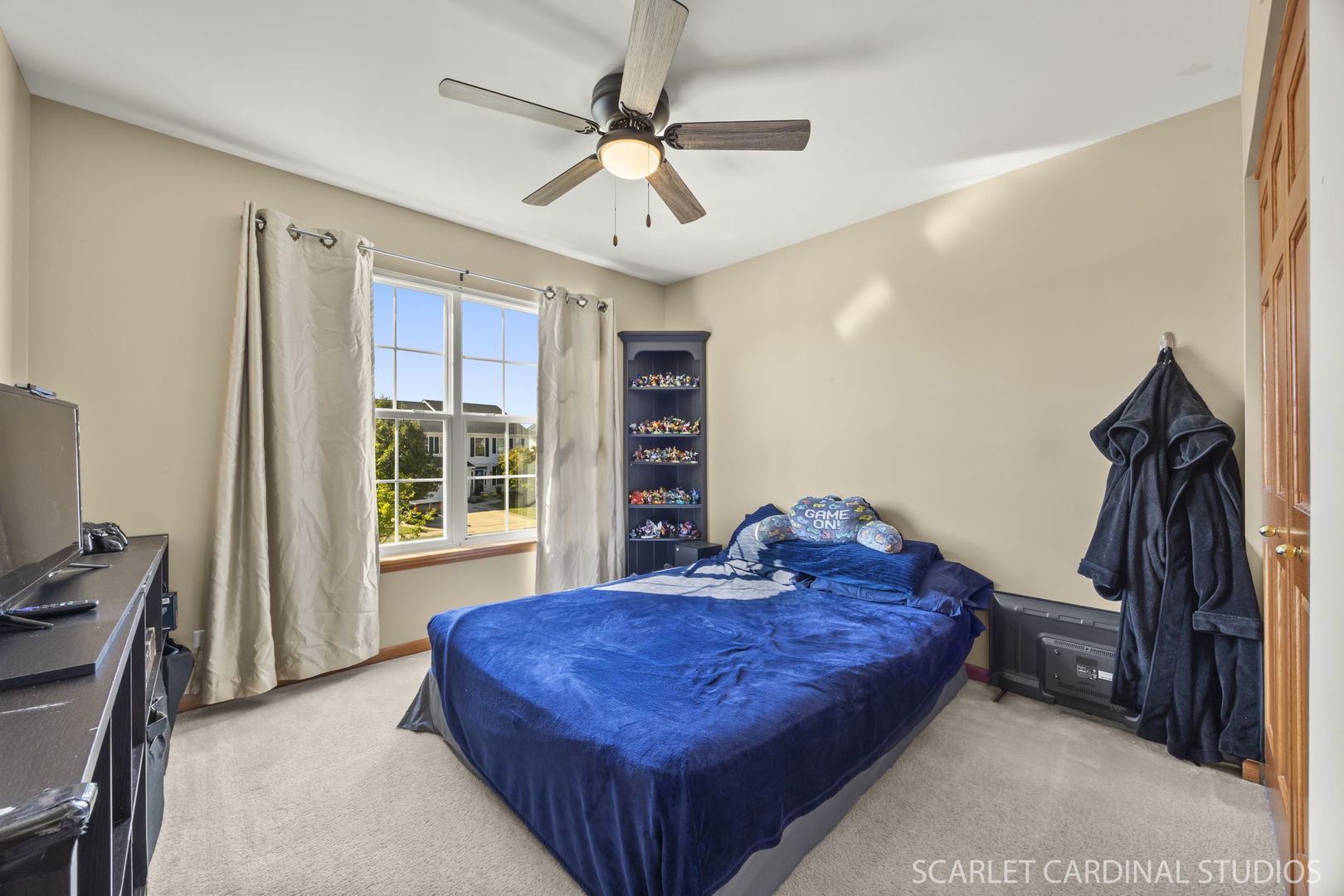 633 Mansfield Way, Oswego, IL 60543