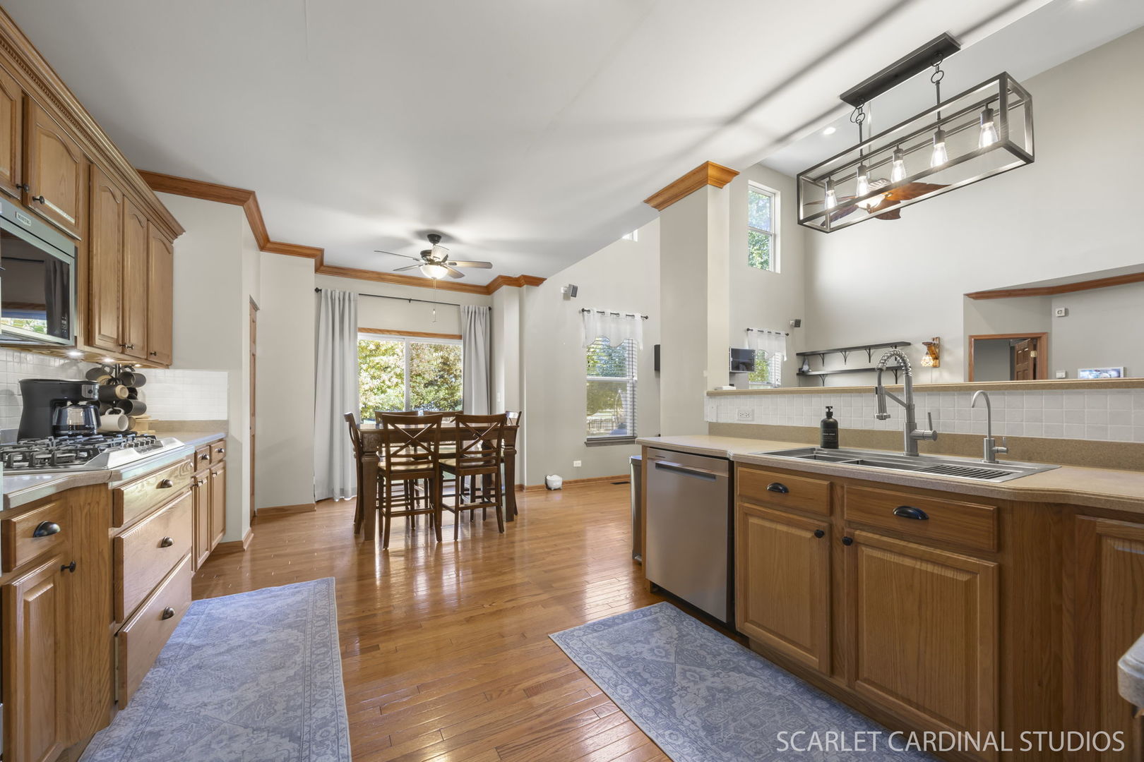 633 Mansfield Way, Oswego, IL 60543