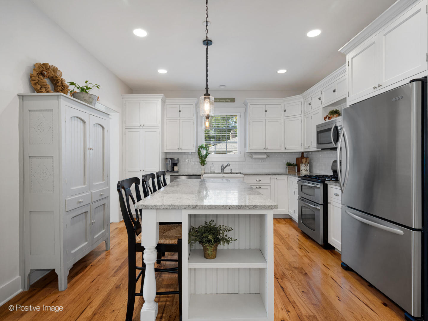 312 W Harding Avenue, La Grange Park, IL 60526