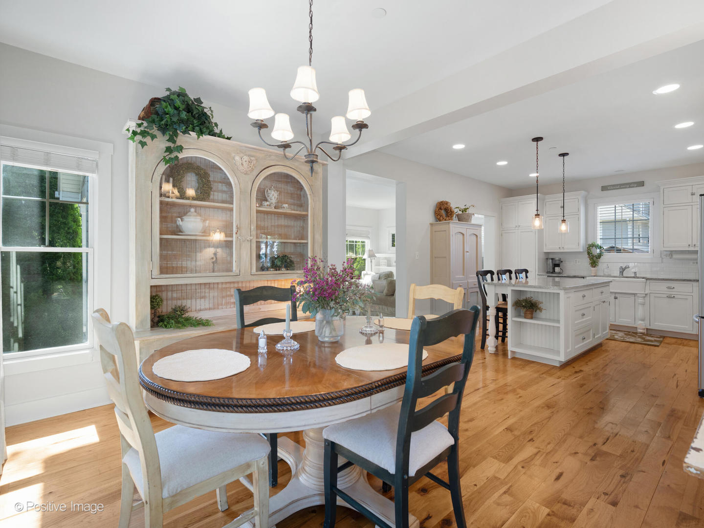 312 W Harding Avenue, La Grange Park, IL 60526