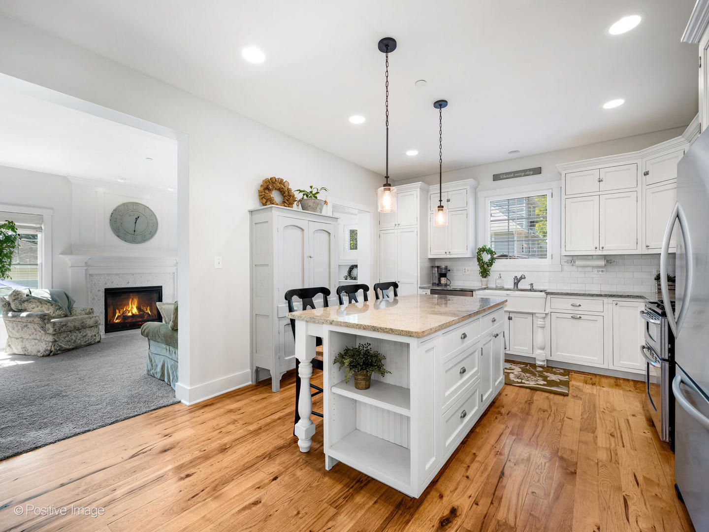 312 W Harding Avenue, La Grange Park, IL 60526