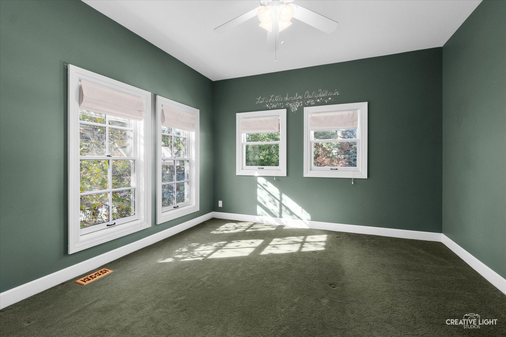 21 N Lincoln Street, Batavia, IL 60510