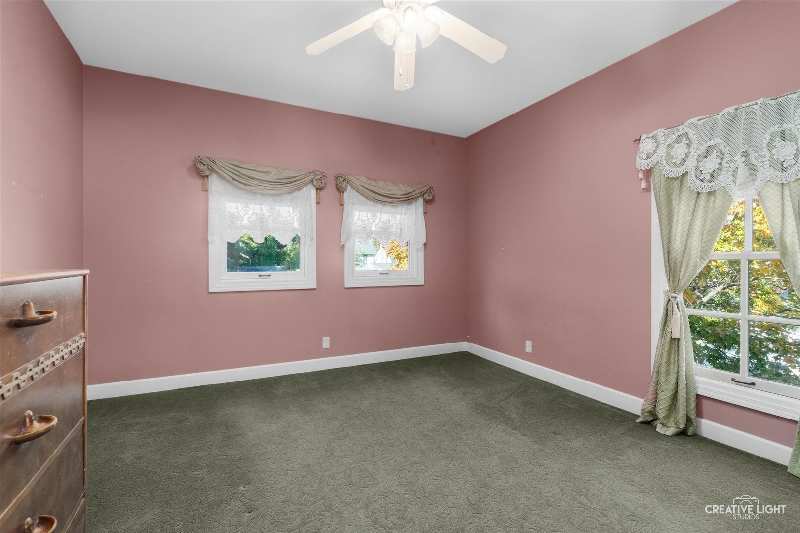 21 N Lincoln Street, Batavia, IL 60510