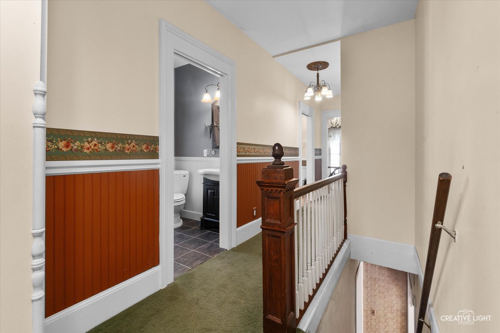 21 N Lincoln Street, Batavia, IL 60510