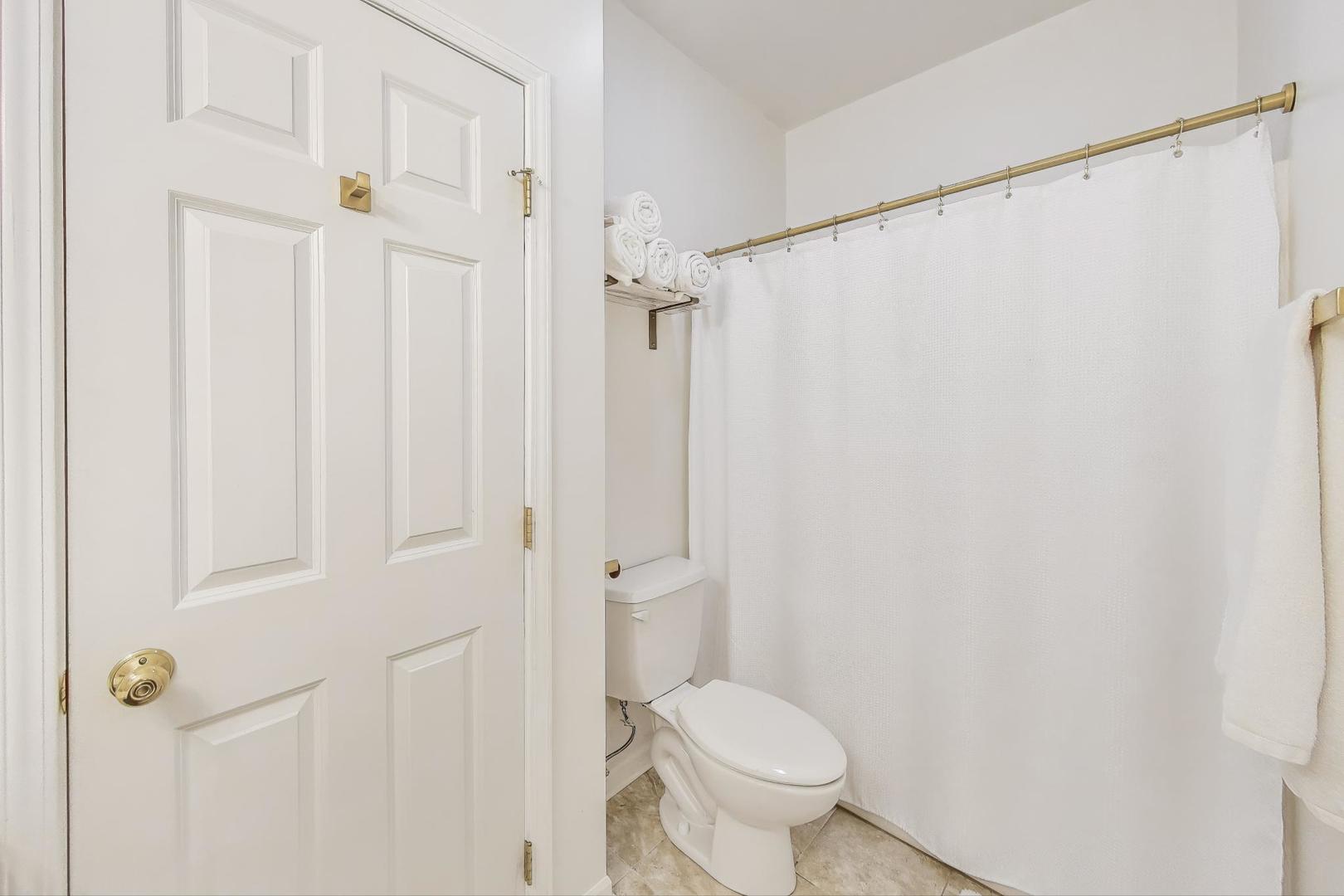 150 Festival Court, Elgin, IL 60120