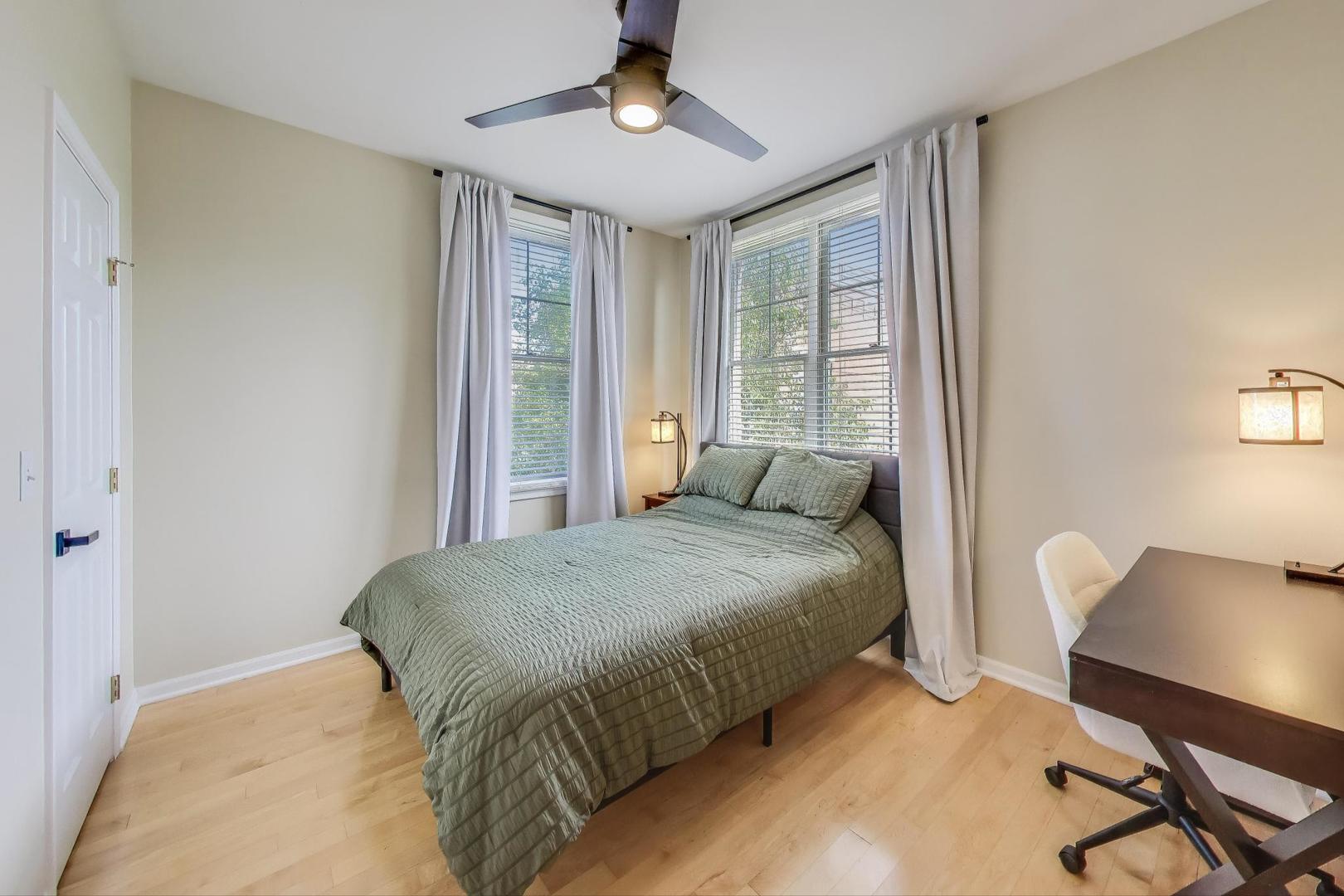150 Festival Court, Elgin, IL 60120