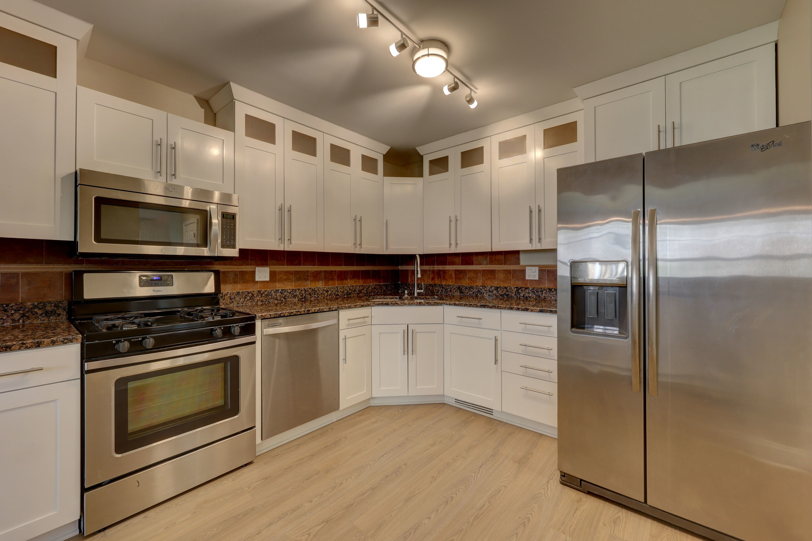 195 Island Court #195, Schaumburg, IL 60193
