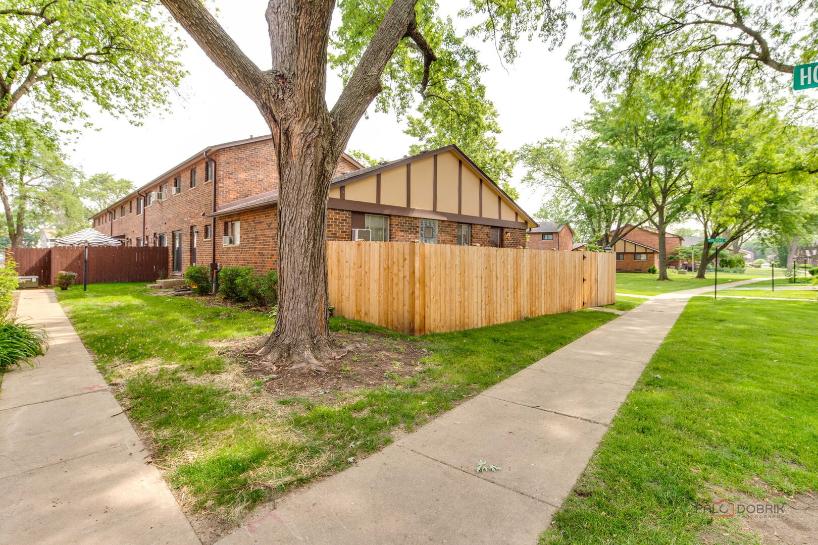 1S134 Holyoke Lane, Villa Park, IL 60181