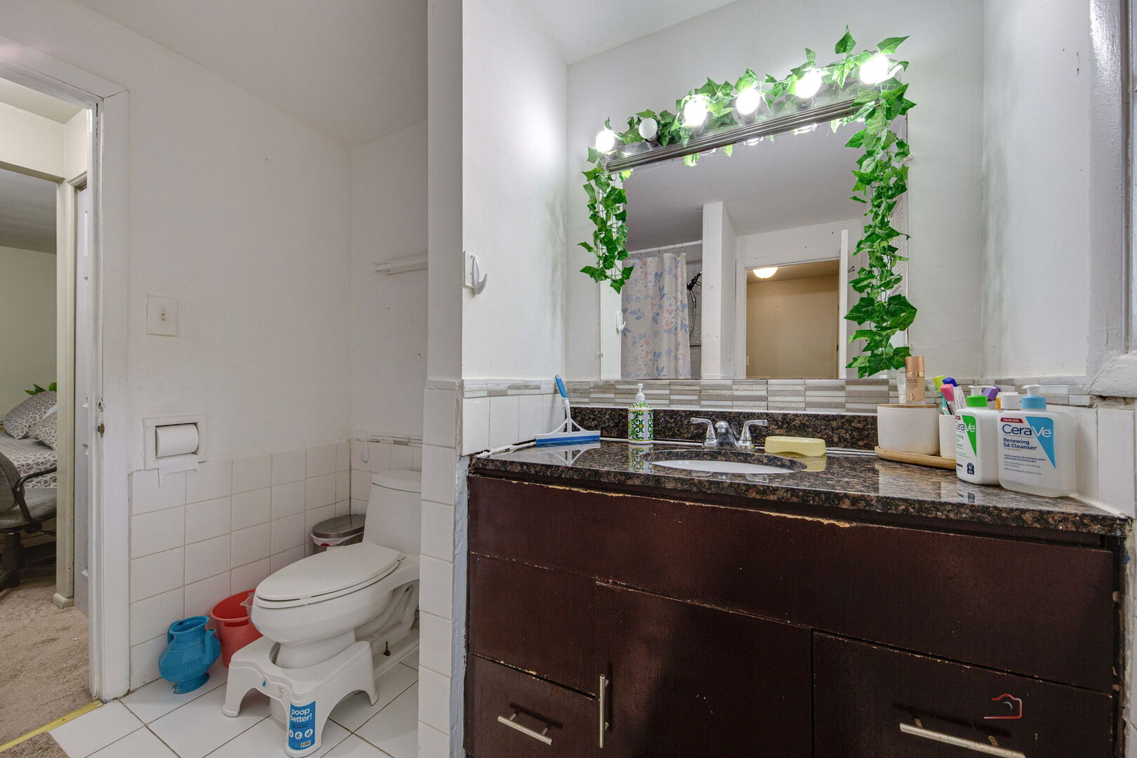 1S134 Holyoke Lane, Villa Park, IL 60181
