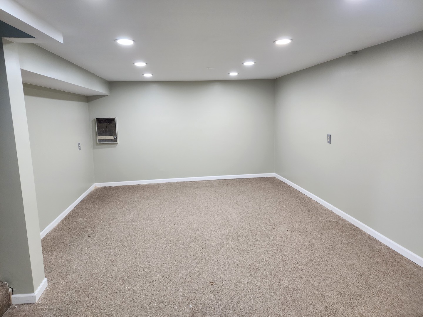 1S134 Holyoke Lane, Villa Park, IL 60181