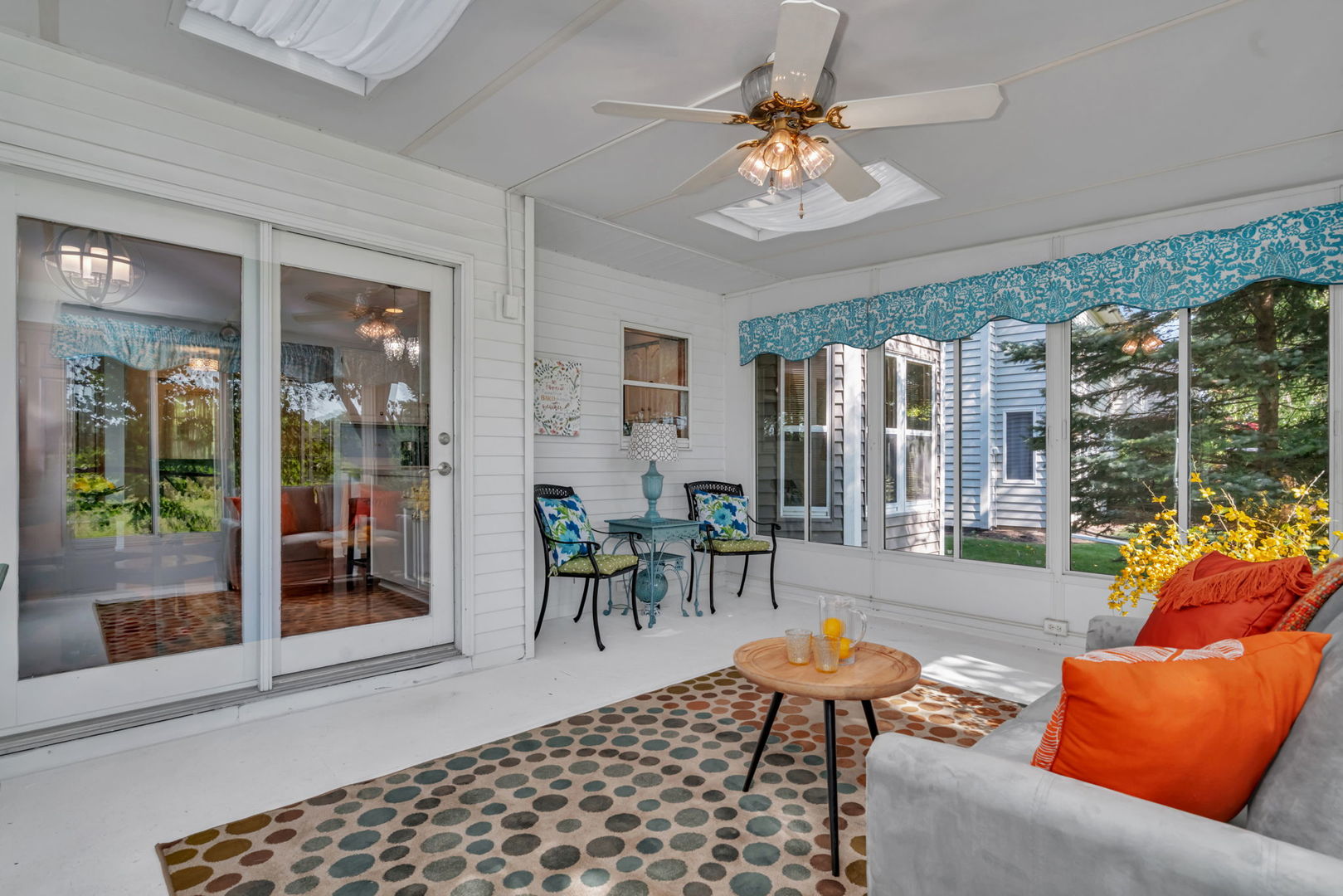 2471 Kingsley Drive, Naperville, IL 60565