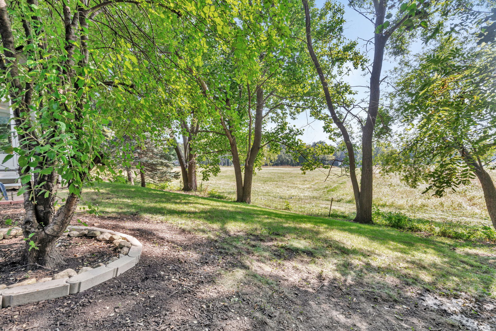 2471 Kingsley Drive, Naperville, IL 60565