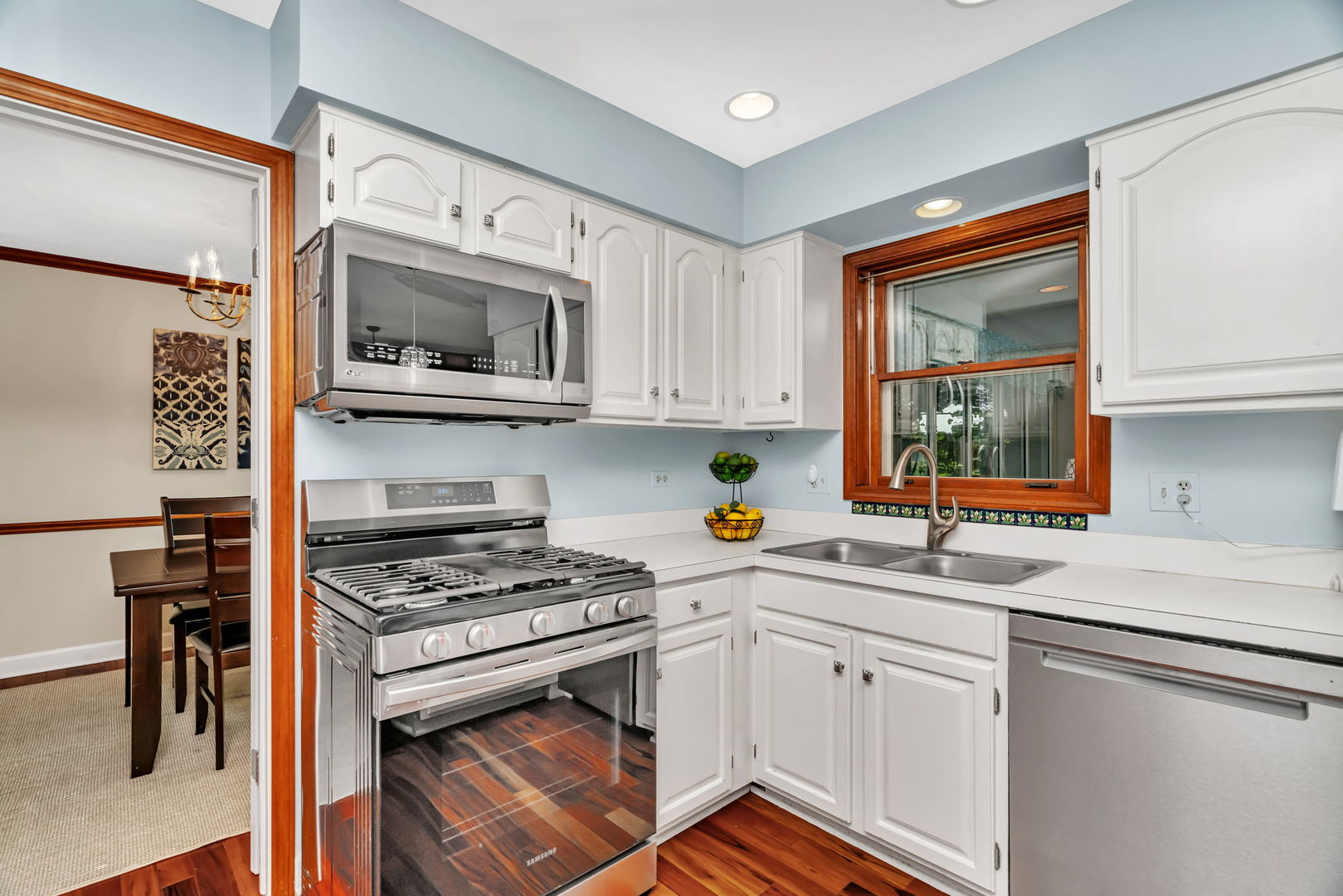 2471 Kingsley Drive, Naperville, IL 60565