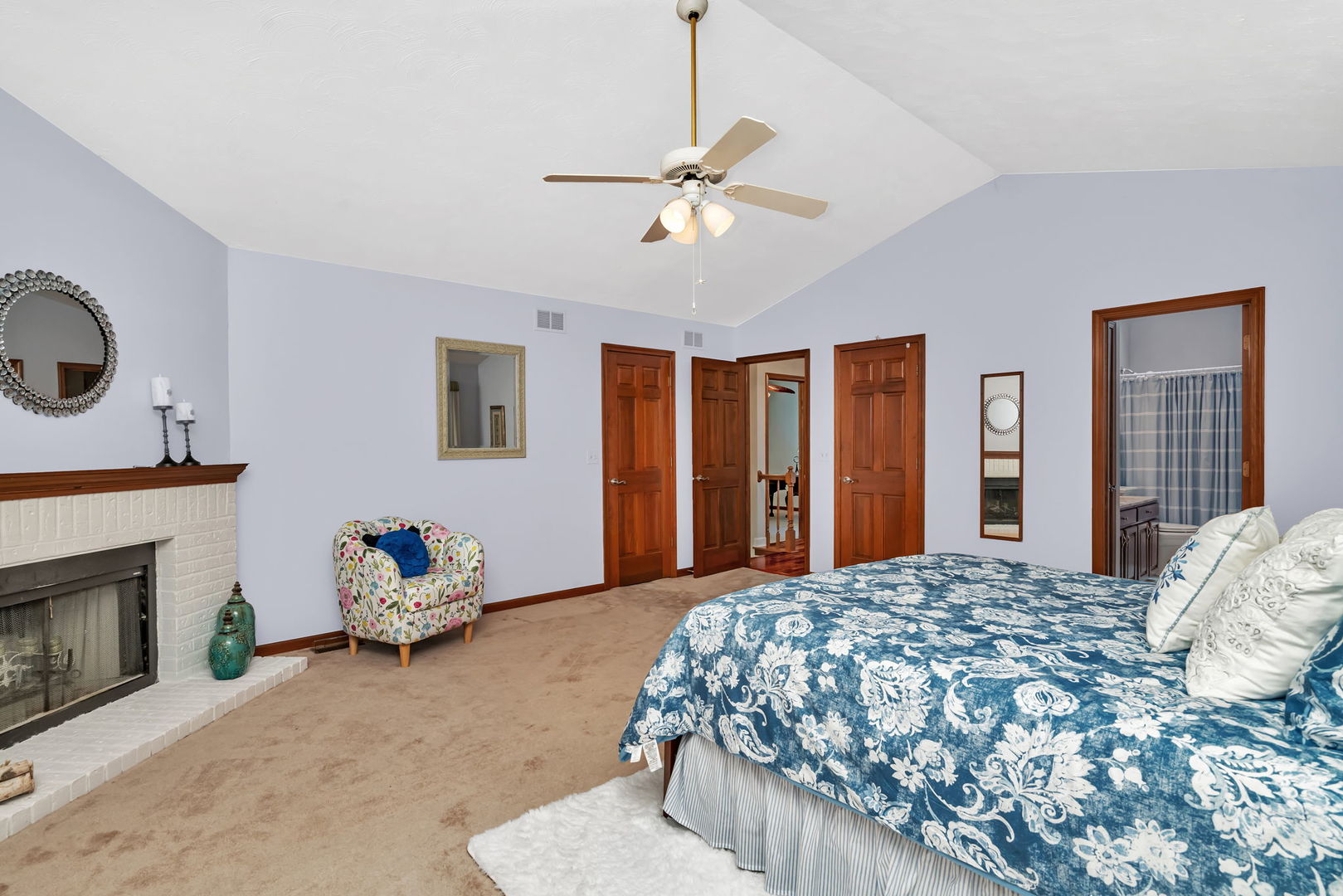 2471 Kingsley Drive, Naperville, IL 60565