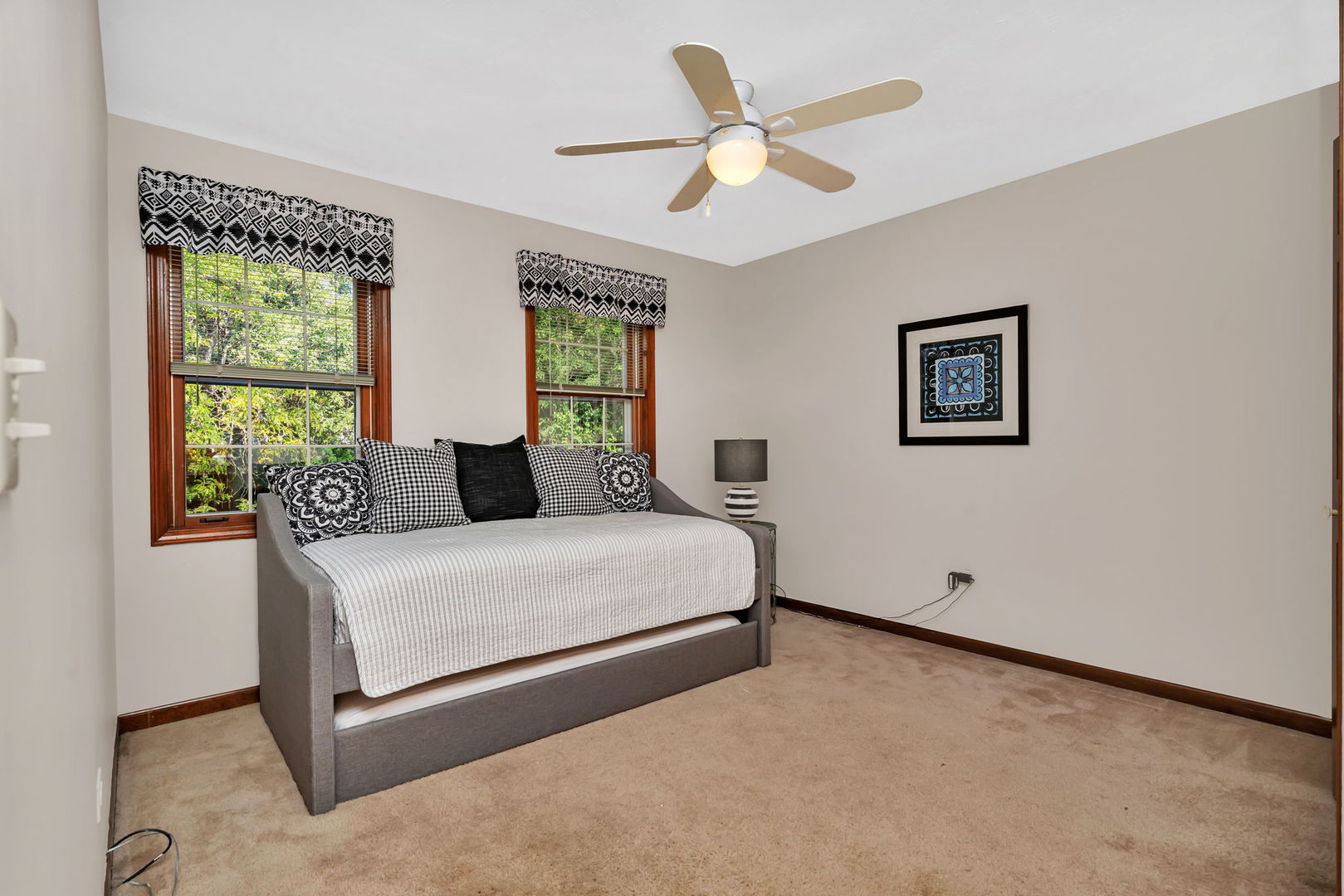 2471 Kingsley Drive, Naperville, IL 60565