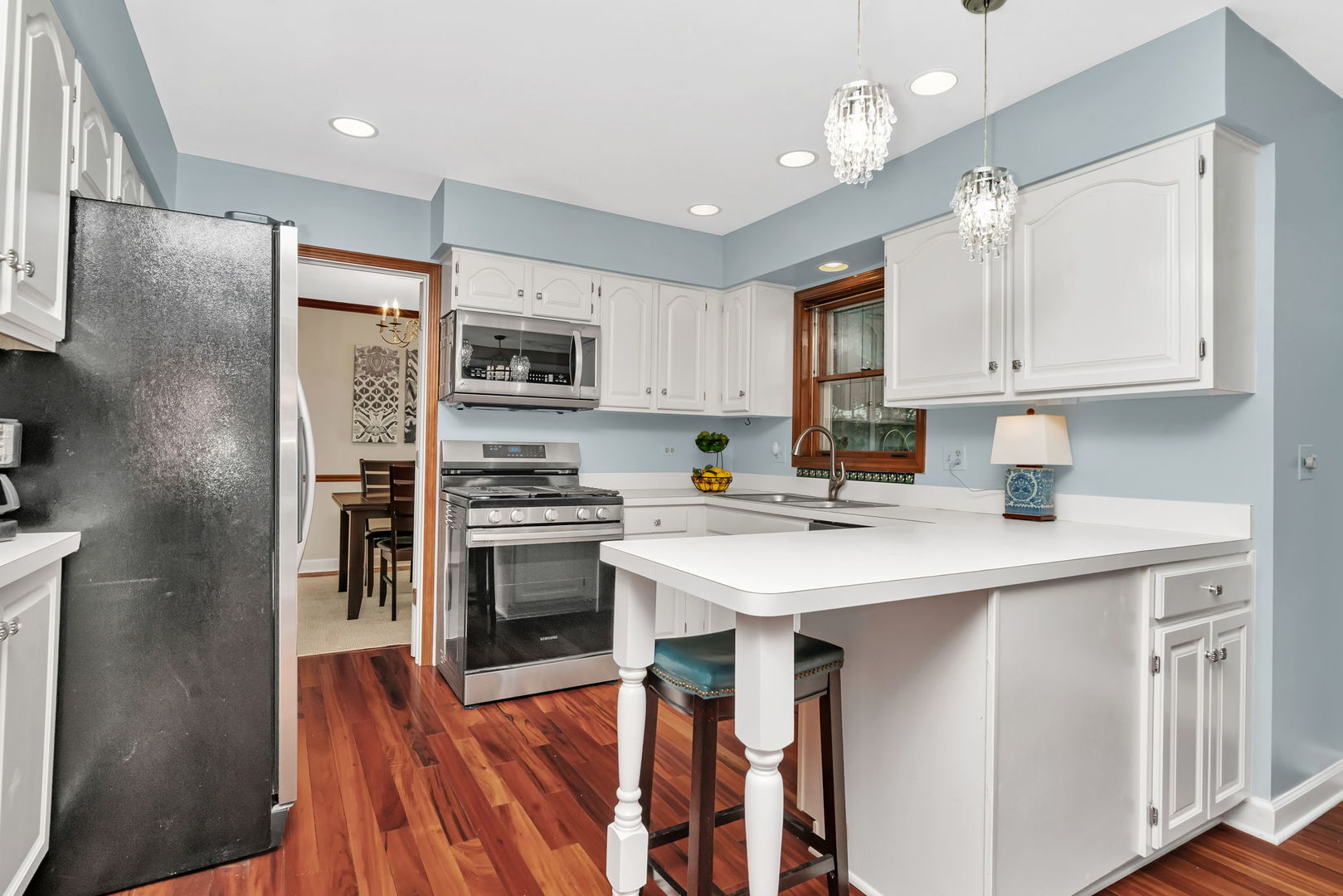 2471 Kingsley Drive, Naperville, IL 60565