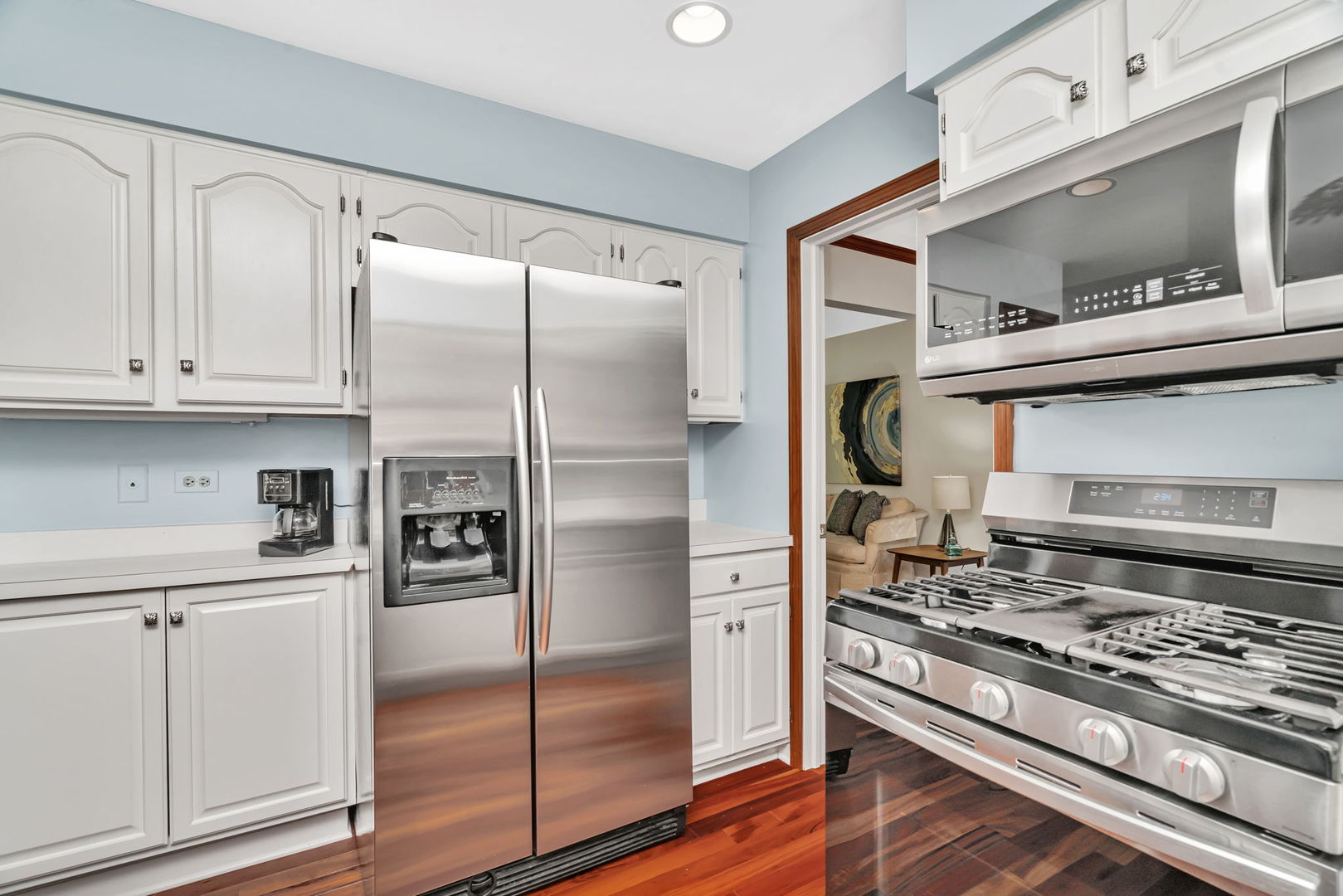 2471 Kingsley Drive, Naperville, IL 60565