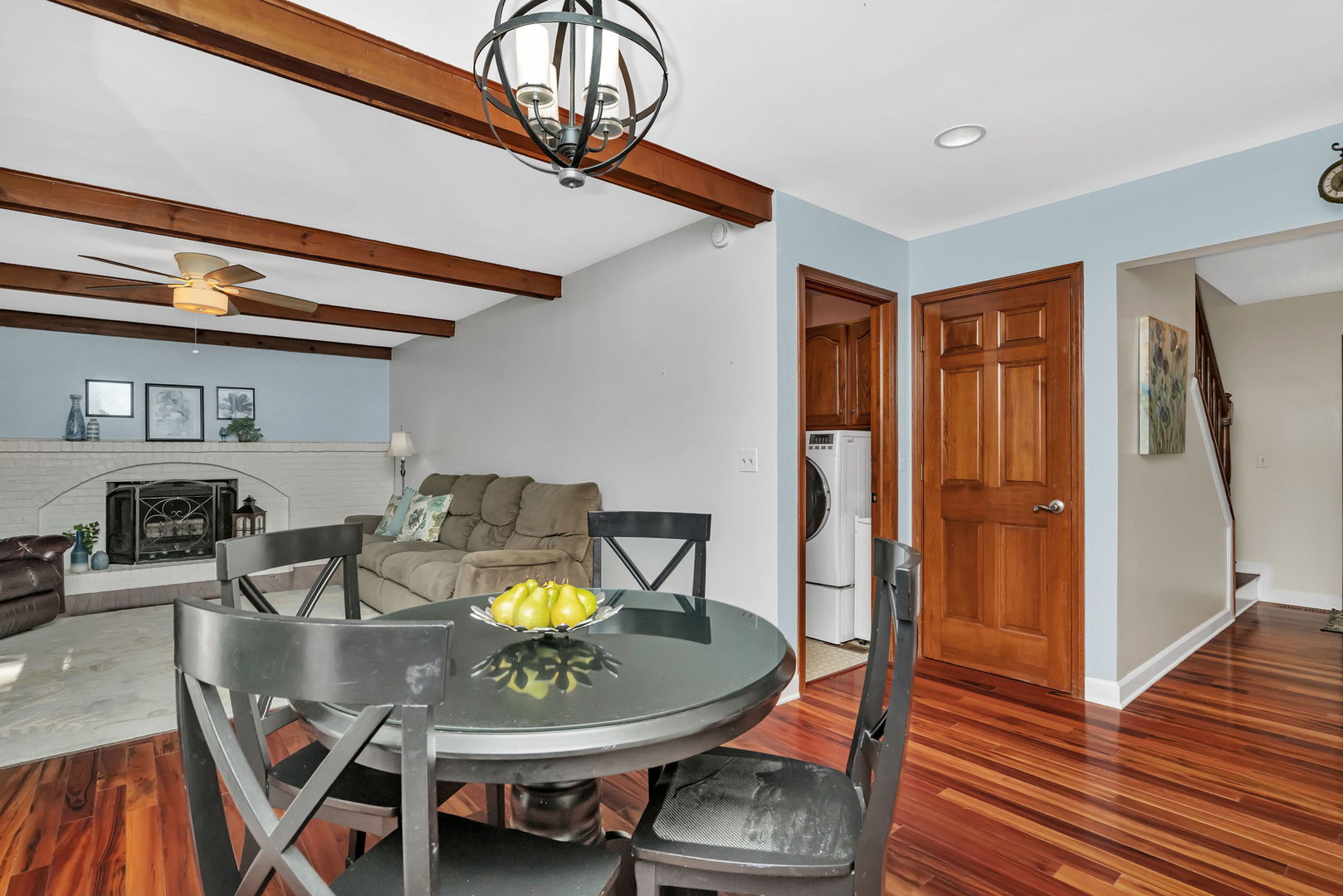 2471 Kingsley Drive, Naperville, IL 60565