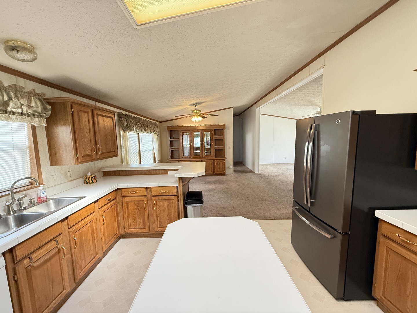 372 tulip Circle, Matteson, IL 60443