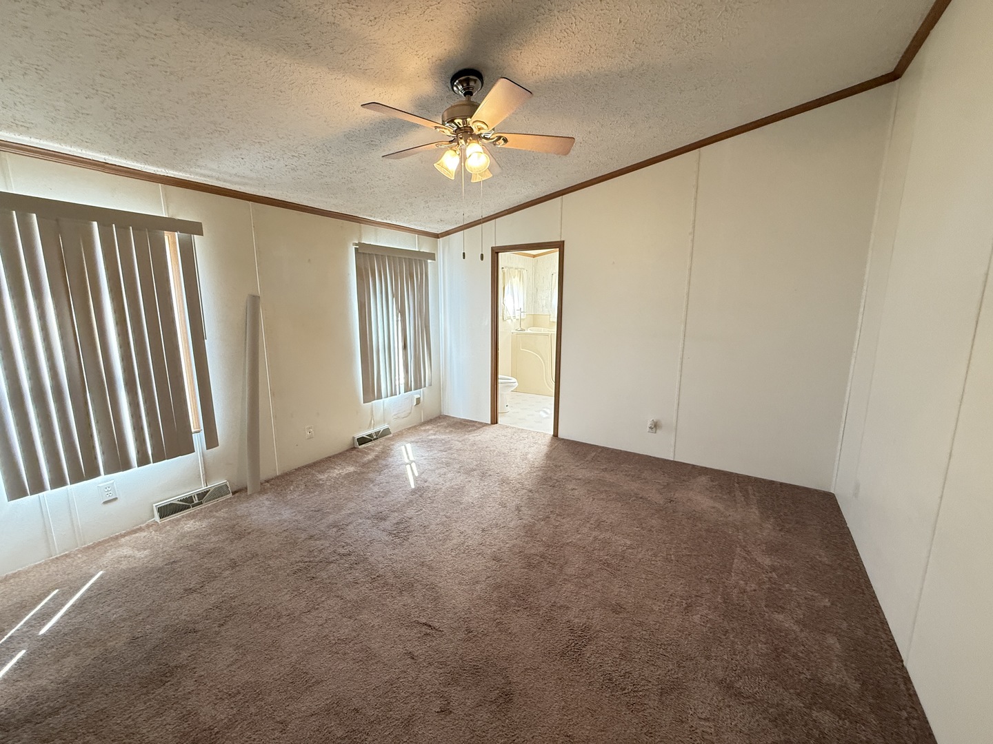 372 tulip Circle, Matteson, IL 60443