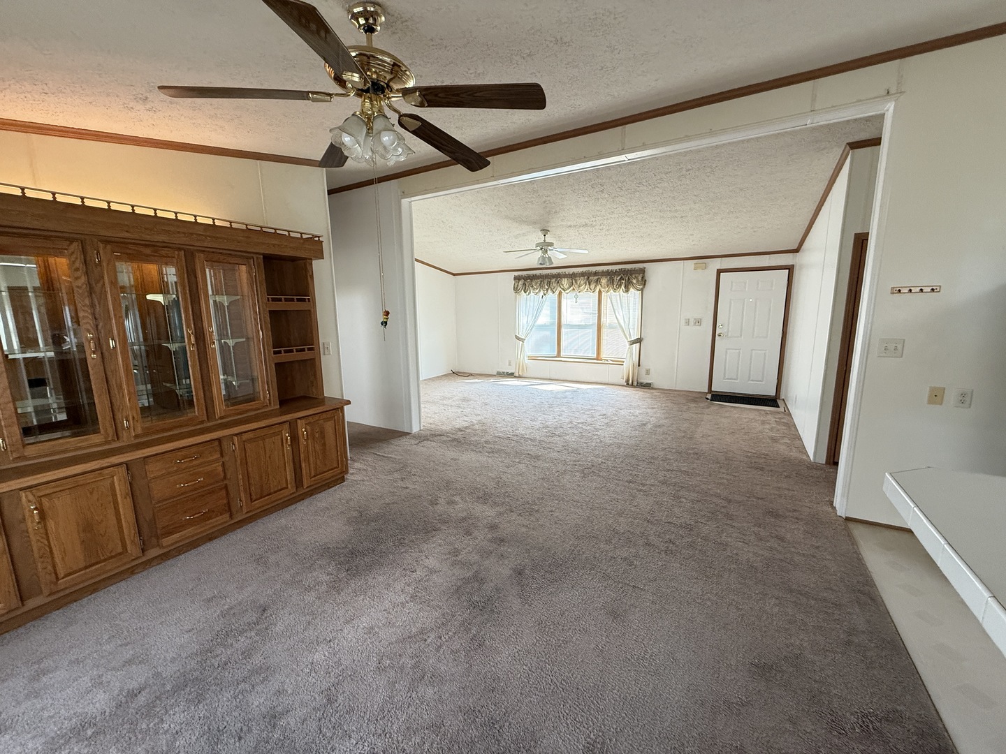 372 tulip Circle, Matteson, IL 60443