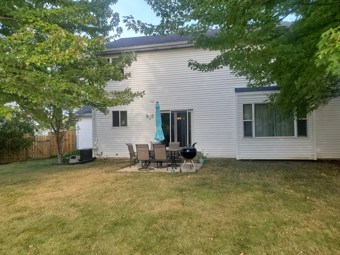 1806 Midday Drive, Zion, IL 60099