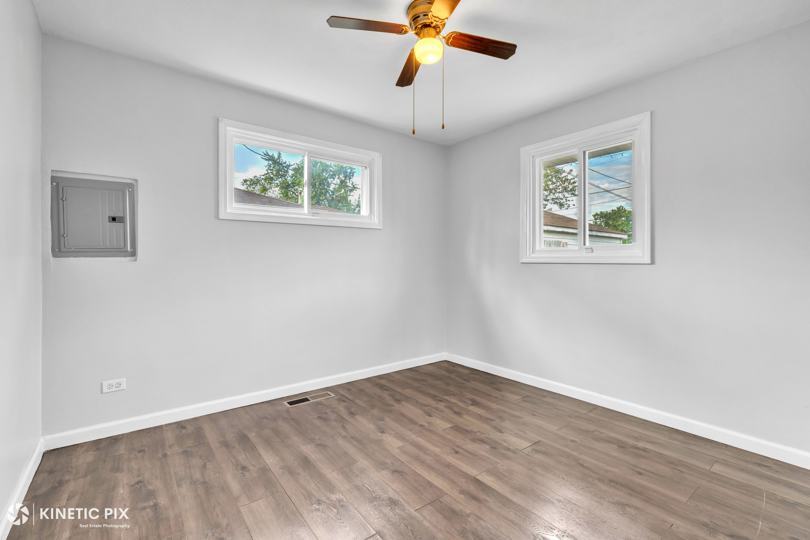 17002 Chicago Avenue, Lansing, IL 60438