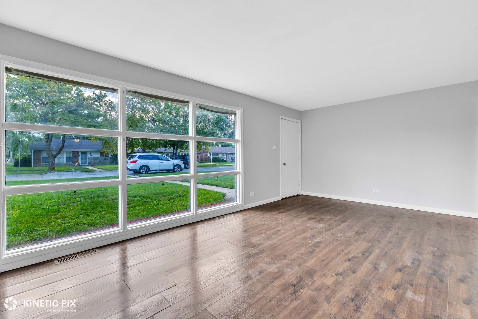 17002 Chicago Avenue, Lansing, IL 60438