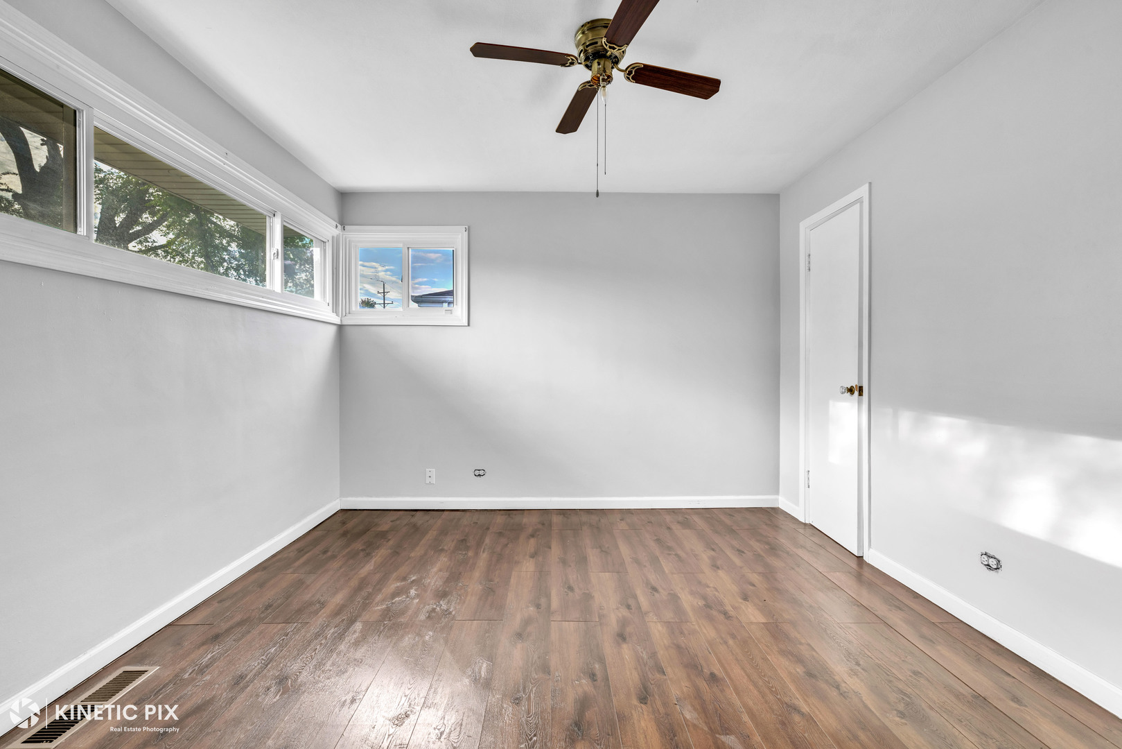 17002 Chicago Avenue, Lansing, IL 60438