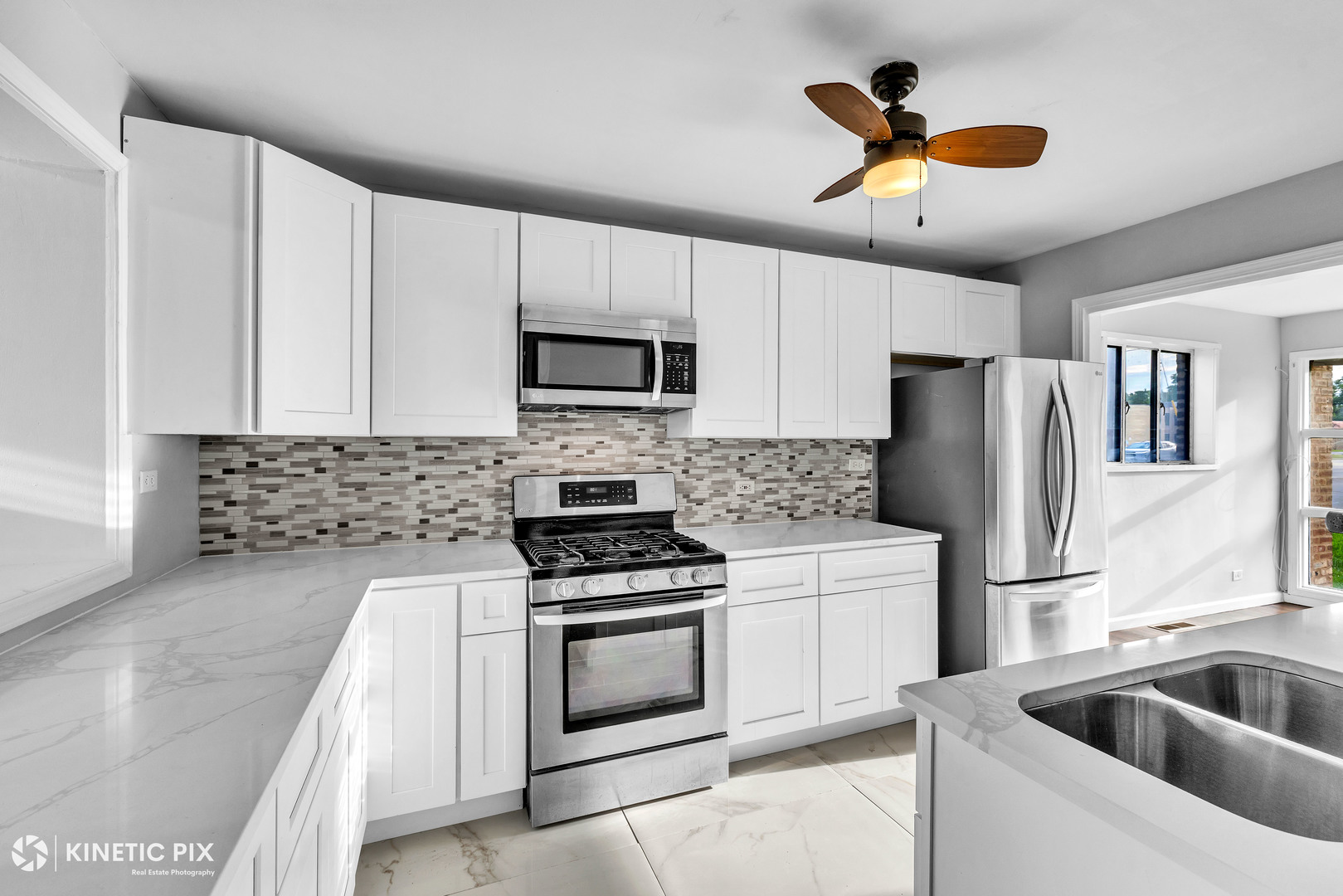 17002 Chicago Avenue, Lansing, IL 60438