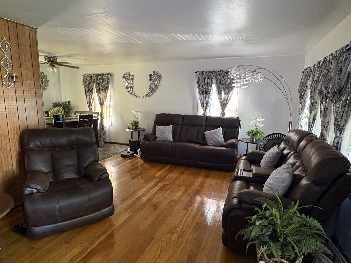 3541 Peoria Street, Steger, IL 60475