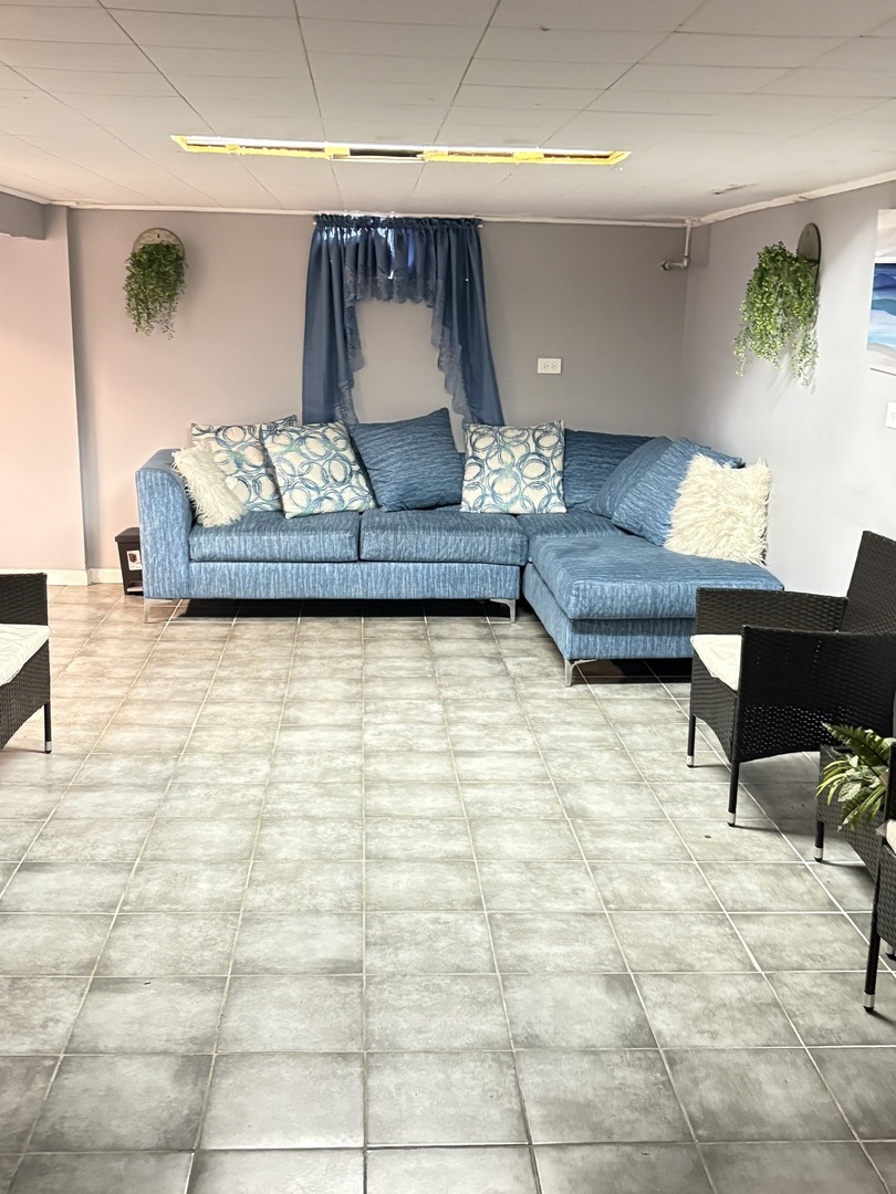 3541 Peoria Street, Steger, IL 60475