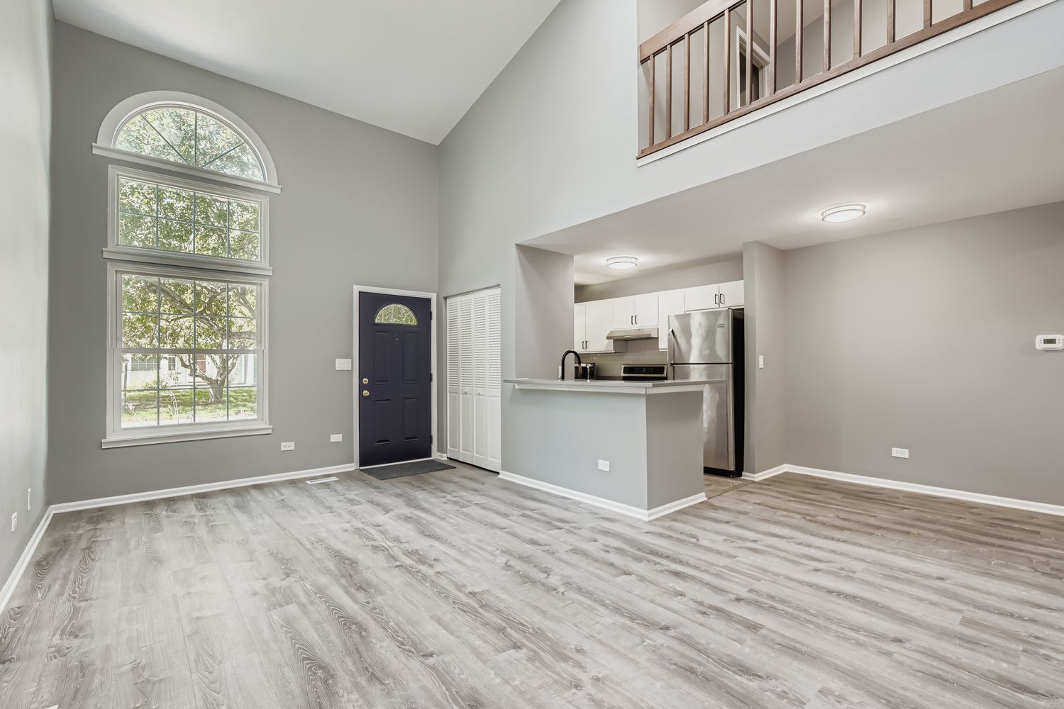 3525 Southport Drive, Island Lake, IL 60042