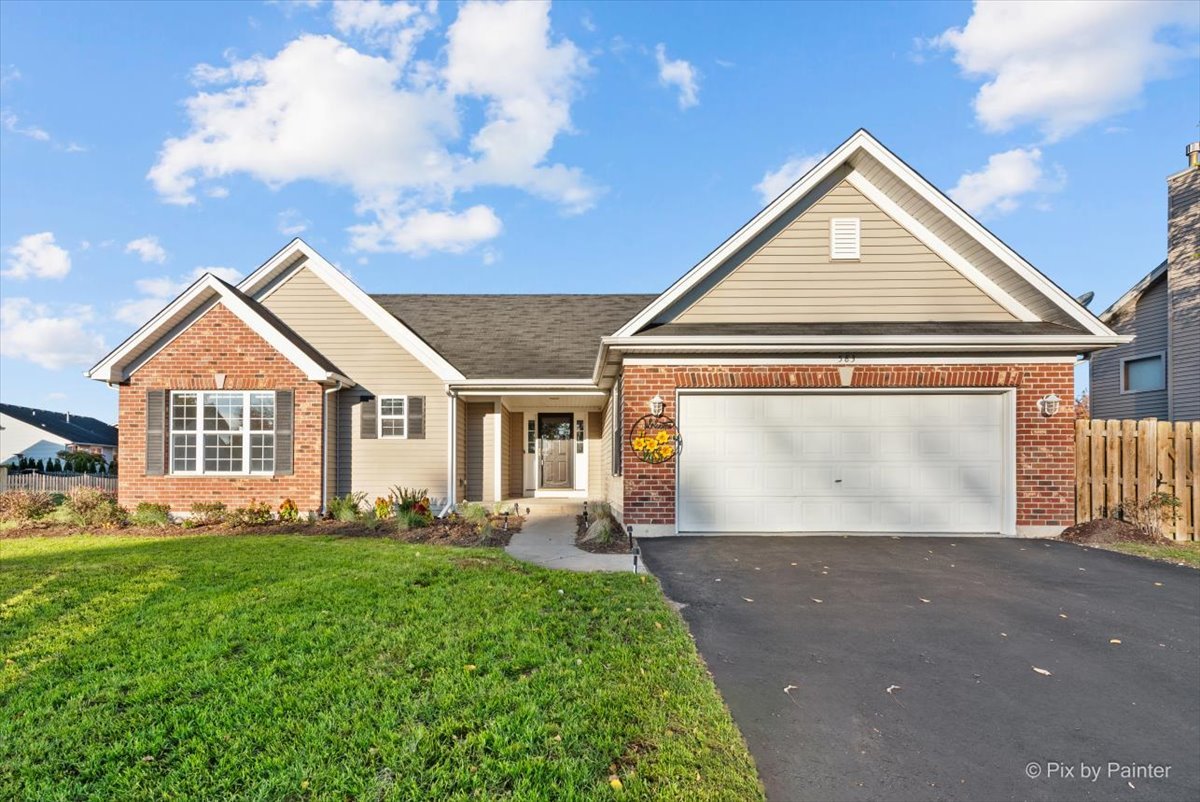 583 Bayfield Drive, DeKalb, IL 60115