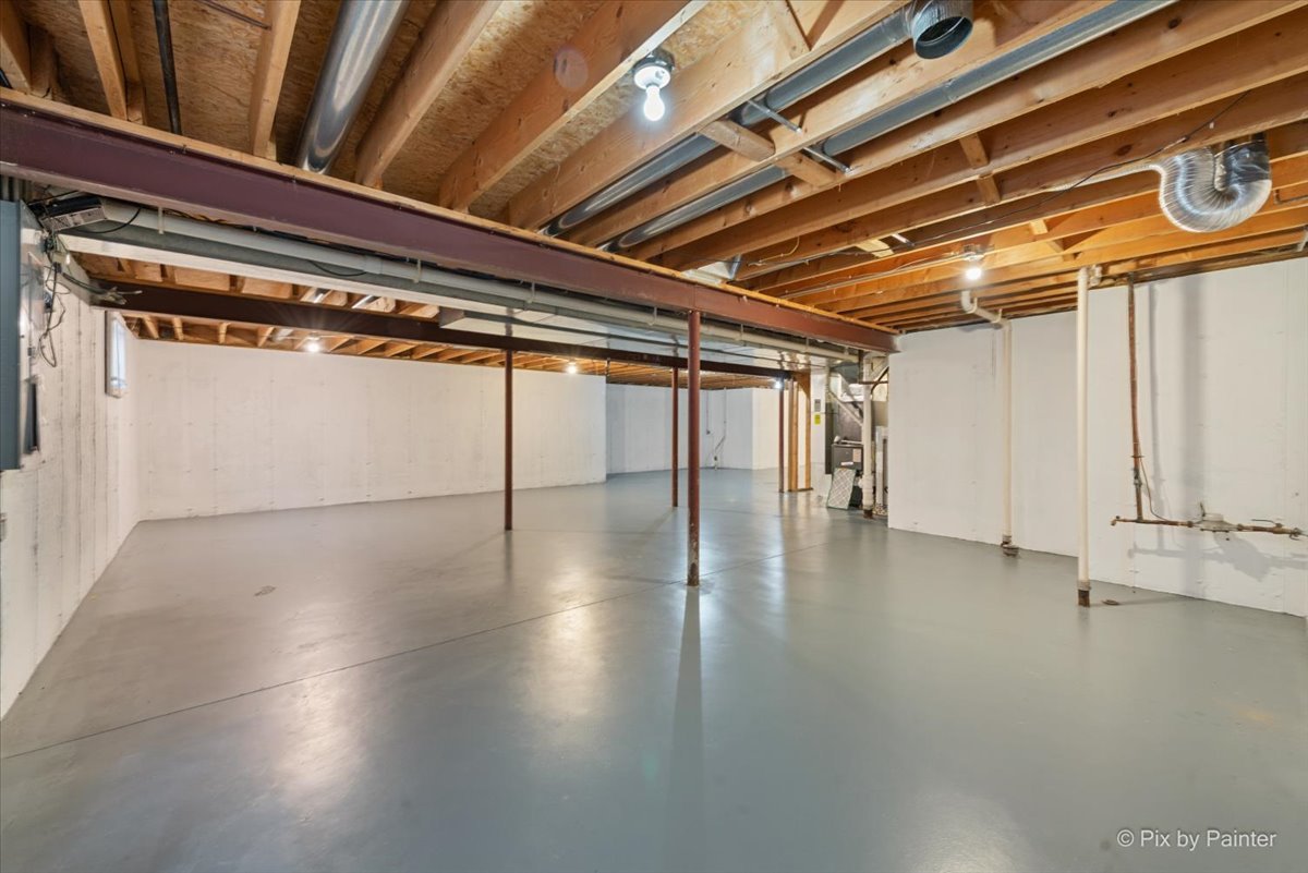 583 Bayfield Drive, DeKalb, IL 60115