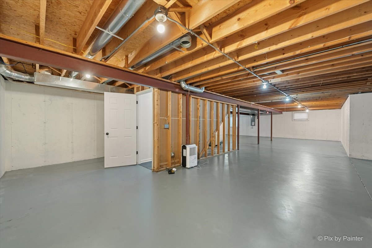 583 Bayfield Drive, DeKalb, IL 60115