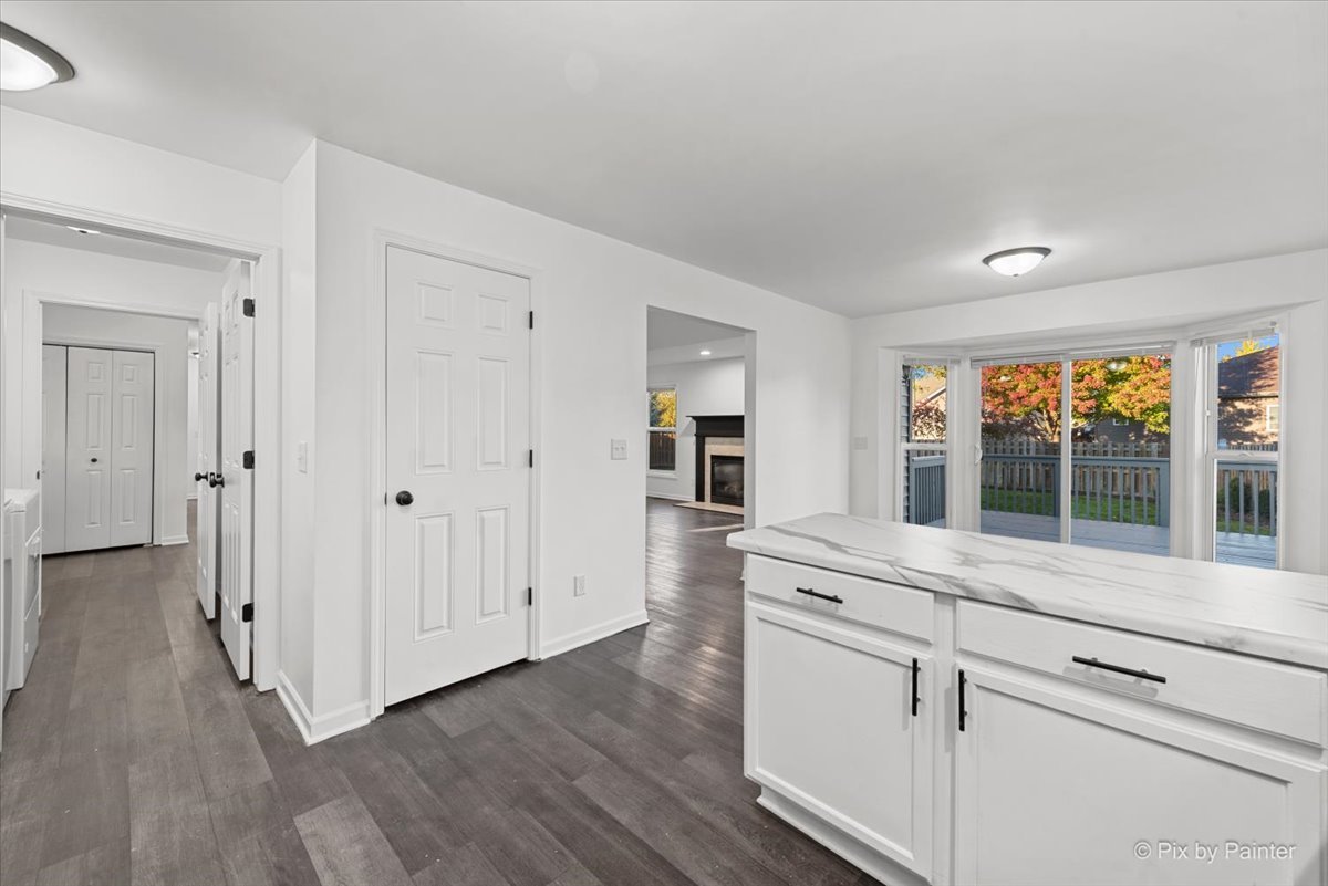 583 Bayfield Drive, DeKalb, IL 60115