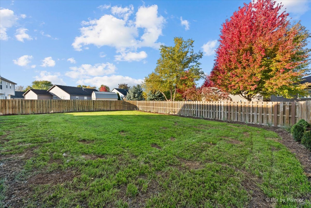 583 Bayfield Drive, DeKalb, IL 60115